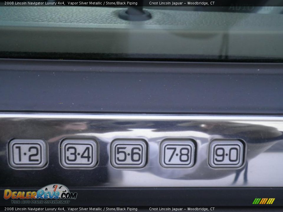 2008 Lincoln Navigator Luxury 4x4 Vapor Silver Metallic / Stone/Black Piping Photo #12