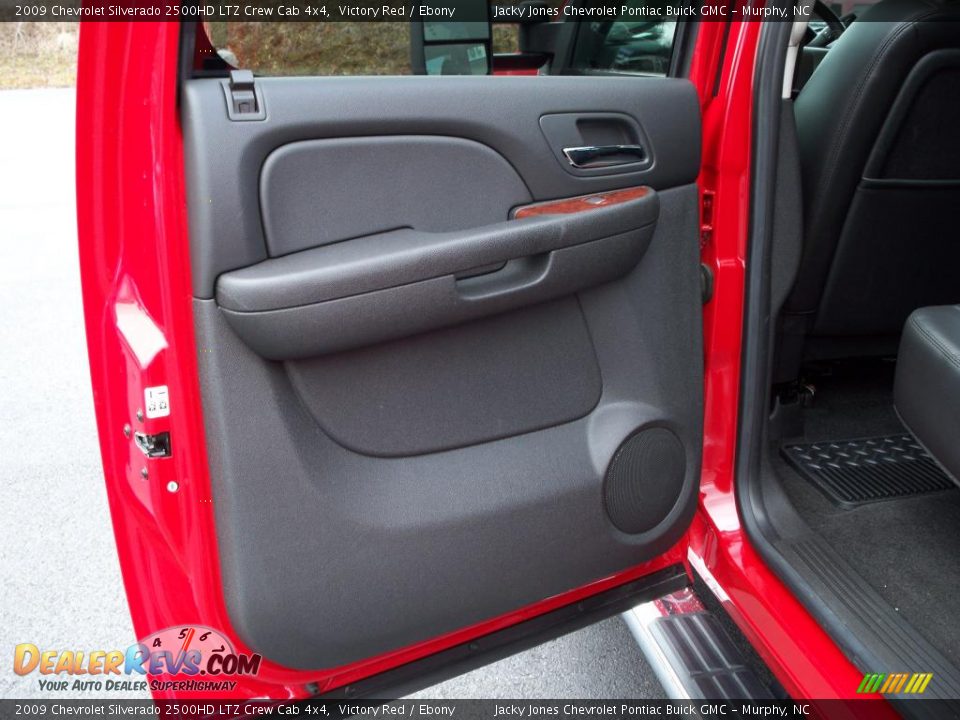 2009 Chevrolet Silverado 2500HD LTZ Crew Cab 4x4 Victory Red / Ebony Photo #5