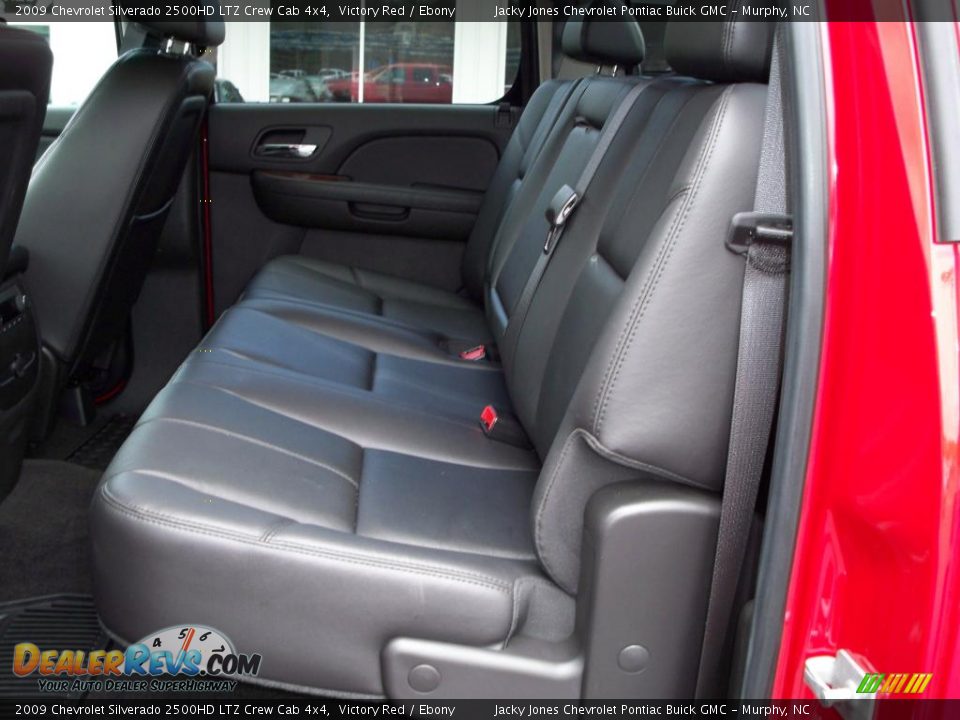 2009 Chevrolet Silverado 2500HD LTZ Crew Cab 4x4 Victory Red / Ebony Photo #6