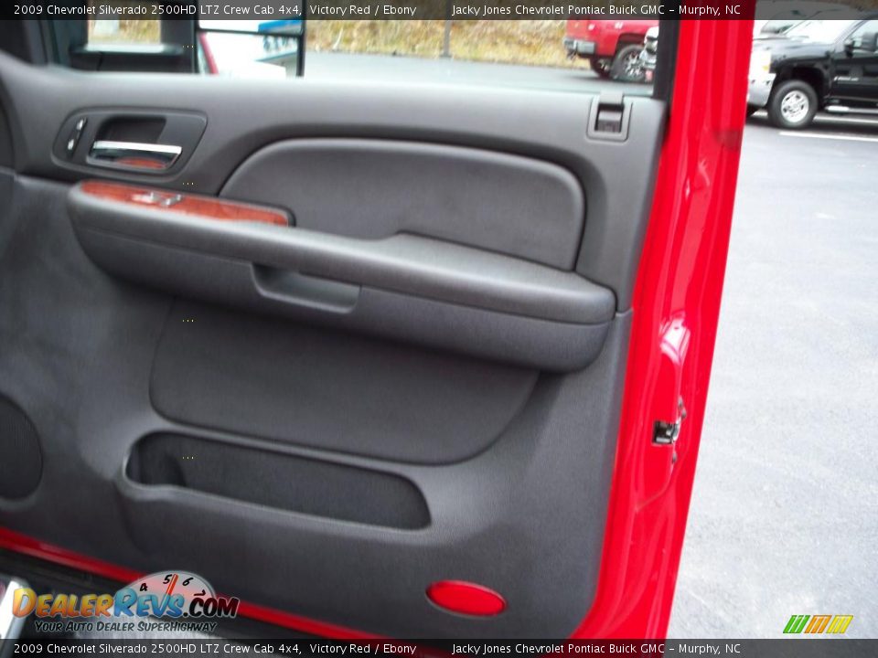 2009 Chevrolet Silverado 2500HD LTZ Crew Cab 4x4 Victory Red / Ebony Photo #9