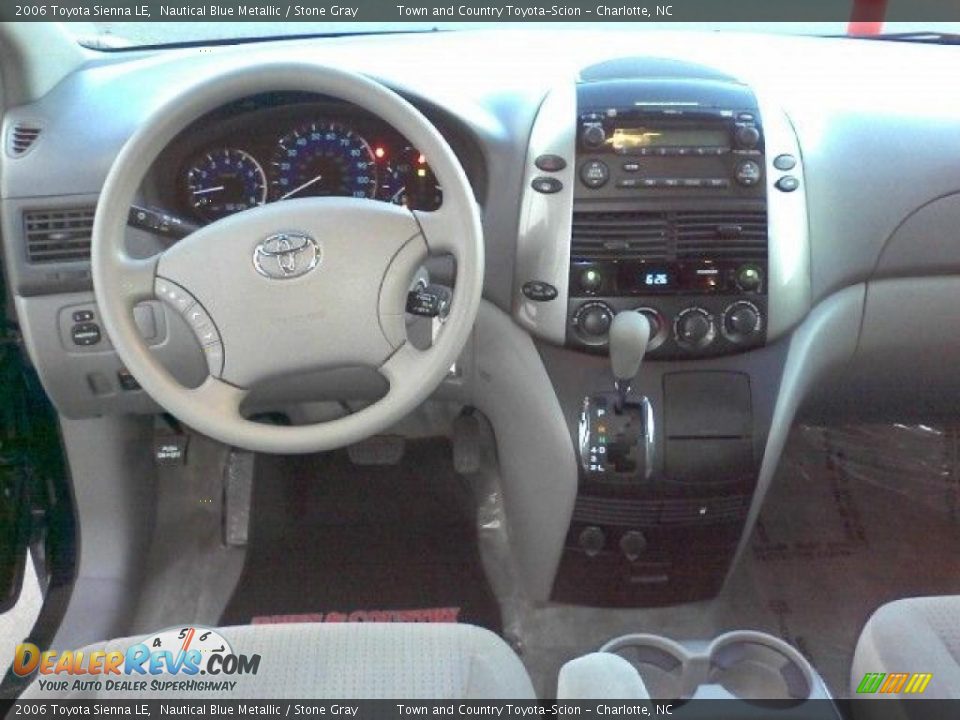 2006 Toyota Sienna LE Nautical Blue Metallic / Stone Gray Photo #5