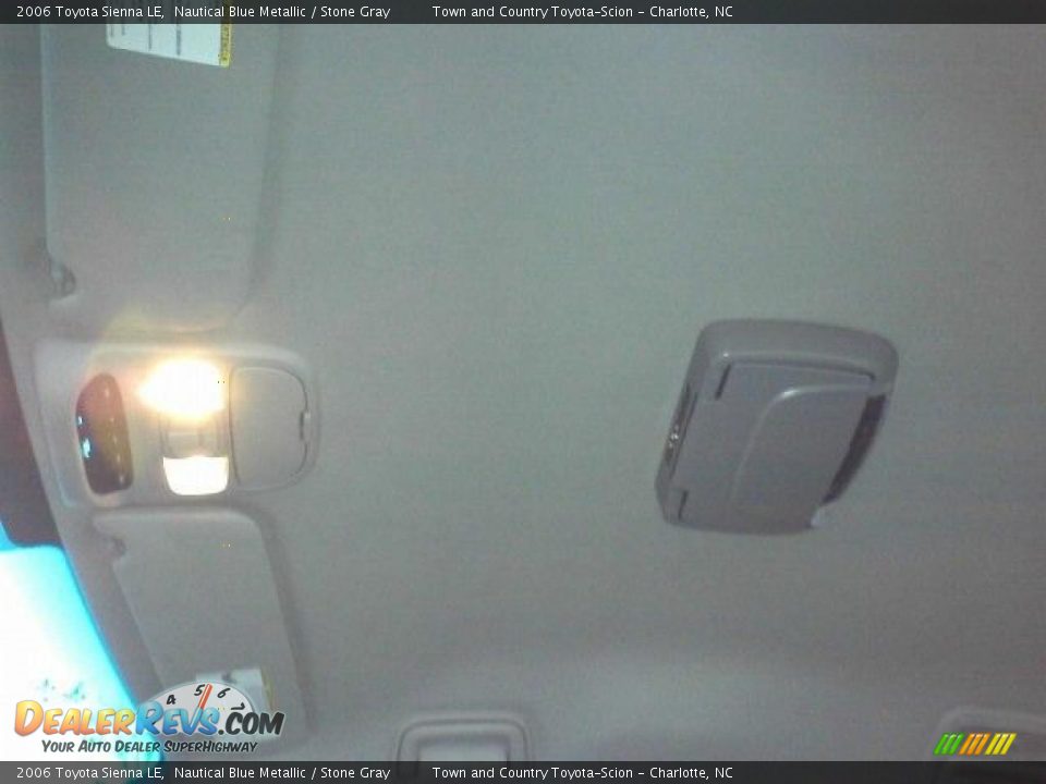 2006 Toyota Sienna LE Nautical Blue Metallic / Stone Gray Photo #14