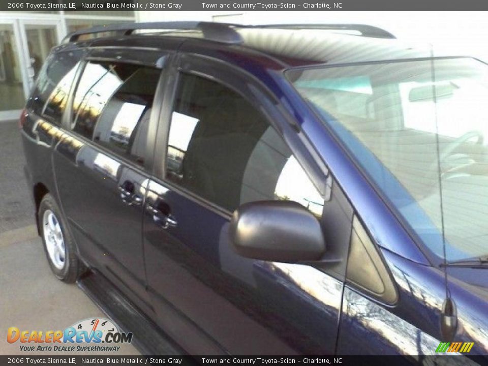 2006 Toyota Sienna LE Nautical Blue Metallic / Stone Gray Photo #23