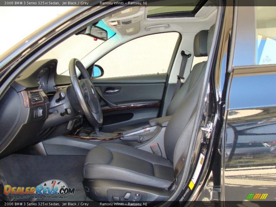 2006 BMW 3 Series 325xi Sedan Jet Black / Grey Photo #8