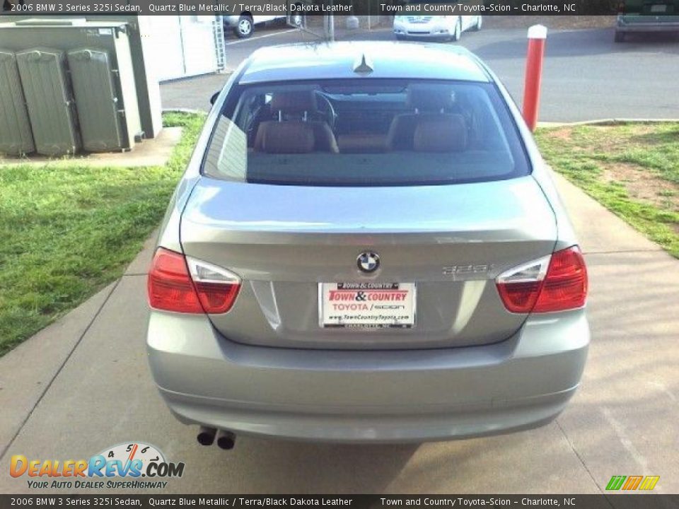 2006 BMW 3 Series 325i Sedan Quartz Blue Metallic / Terra/Black Dakota Leather Photo #4