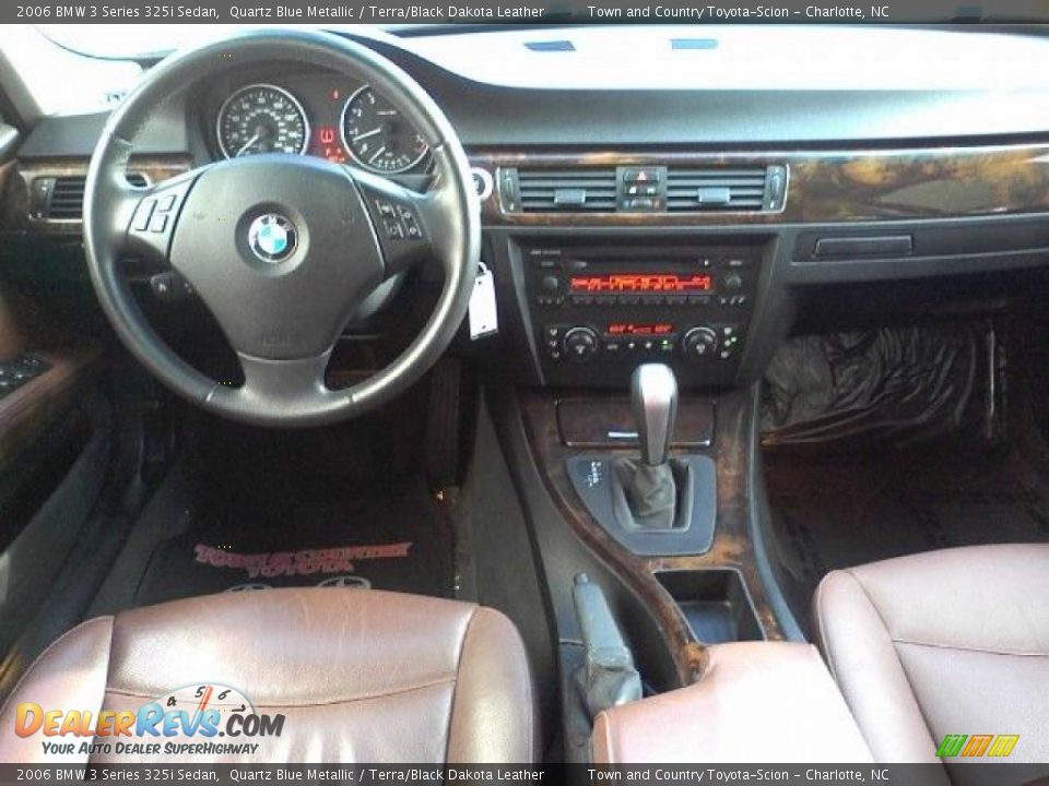 2006 BMW 3 Series 325i Sedan Quartz Blue Metallic / Terra/Black Dakota Leather Photo #5