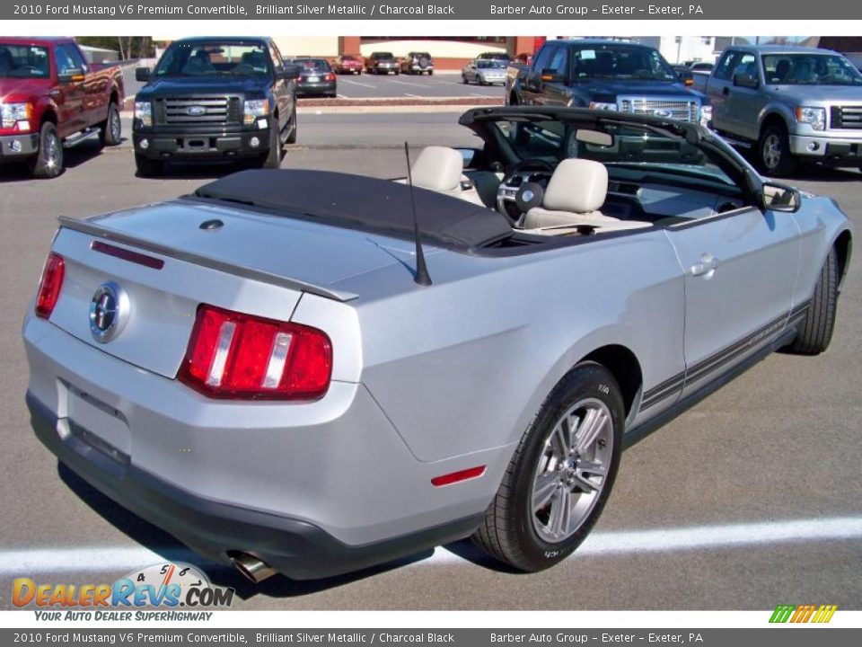 2010 Ford Mustang V6 Premium Convertible Brilliant Silver Metallic / Charcoal Black Photo #5