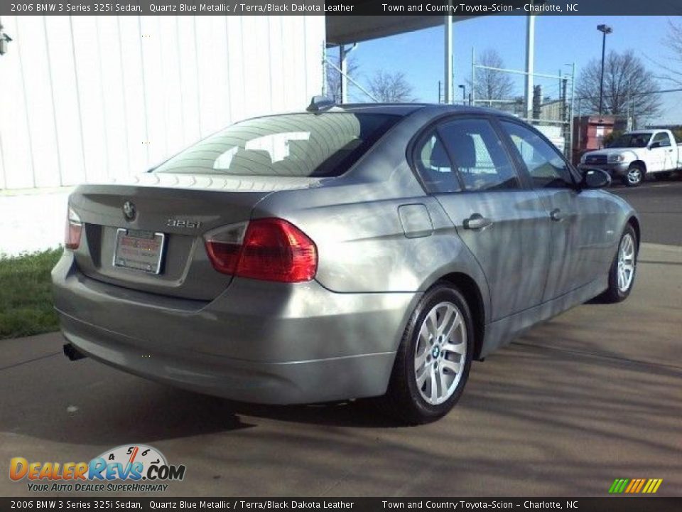 2006 BMW 3 Series 325i Sedan Quartz Blue Metallic / Terra/Black Dakota Leather Photo #16