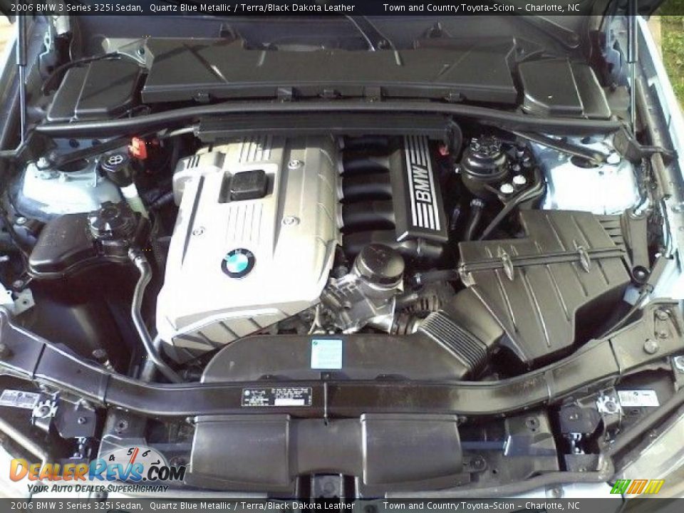 2006 BMW 3 Series 325i Sedan Quartz Blue Metallic / Terra/Black Dakota Leather Photo #19