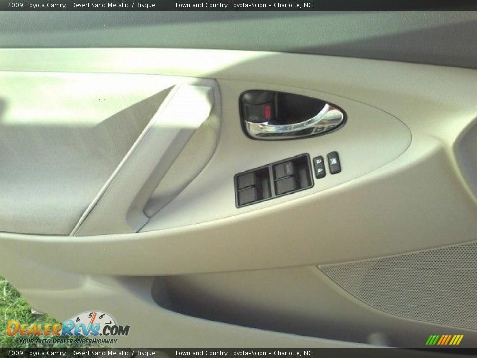 2009 Toyota Camry Desert Sand Metallic / Bisque Photo #12
