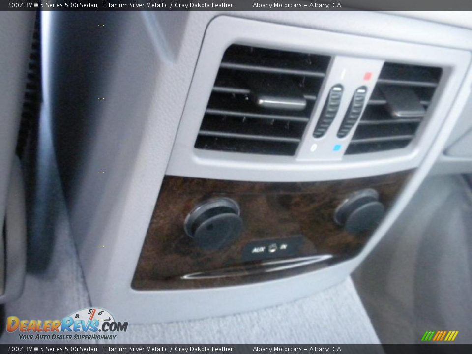 2007 BMW 5 Series 530i Sedan Titanium Silver Metallic / Gray Dakota Leather Photo #13