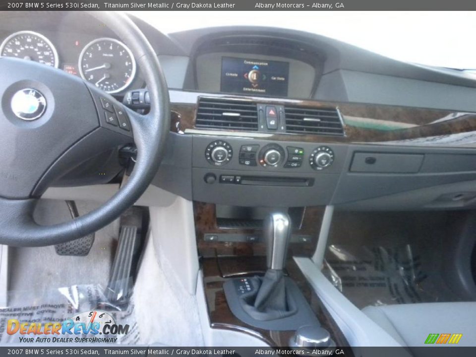 2007 BMW 5 Series 530i Sedan Titanium Silver Metallic / Gray Dakota Leather Photo #14