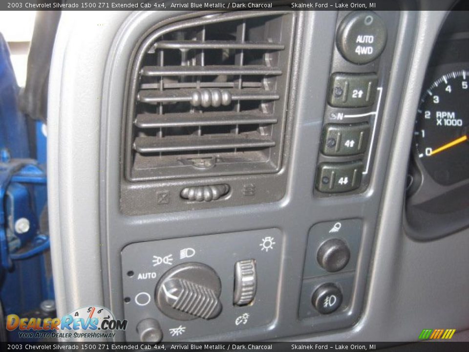 2003 Chevrolet Silverado 1500 Z71 Extended Cab 4x4 Arrival Blue Metallic / Dark Charcoal Photo #26