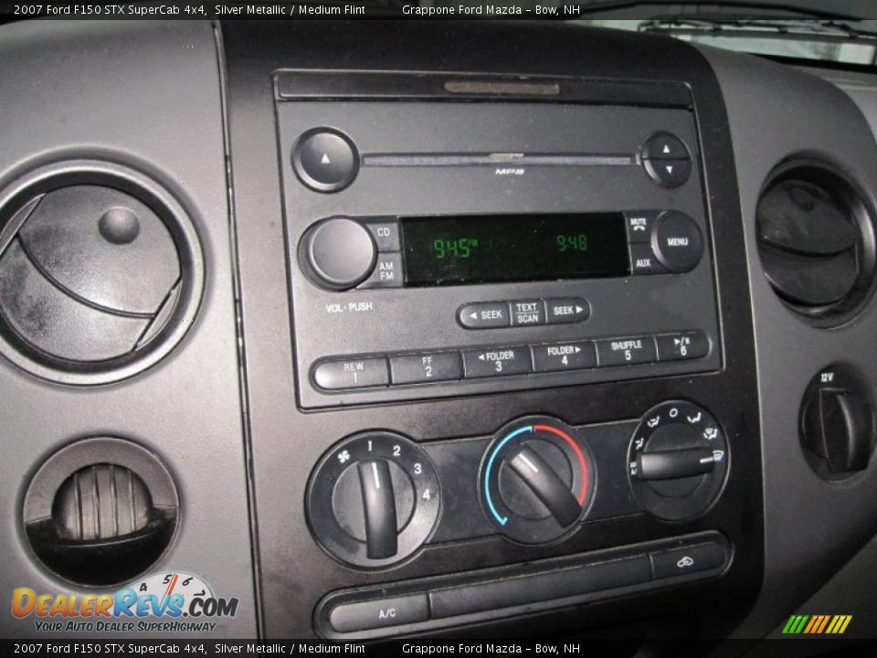 2007 Ford F150 STX SuperCab 4x4 Silver Metallic / Medium Flint Photo #8