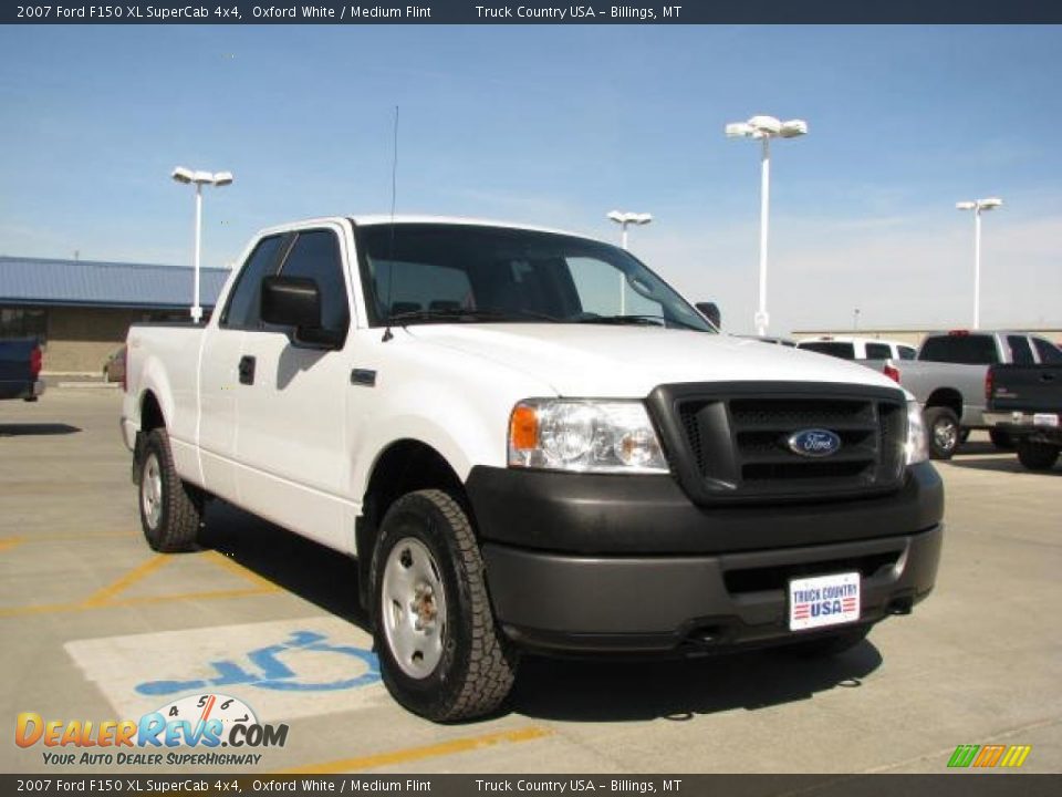2007 Ford F150 XL SuperCab 4x4 Oxford White / Medium Flint Photo #3