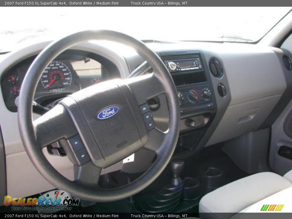 2007 Ford F150 XL SuperCab 4x4 Oxford White / Medium Flint Photo #9