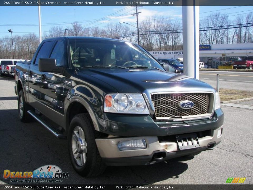 2004 Ford F150 XLT SuperCrew 4x4 Aspen Green Metallic / Tan Photo #2