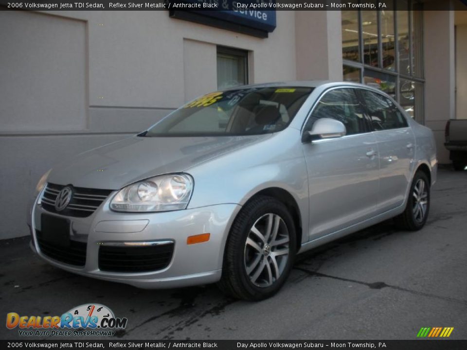 2006 Volkswagen Jetta TDI Sedan Reflex Silver Metallic / Anthracite Black Photo #2