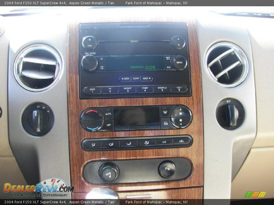 2004 Ford F150 XLT SuperCrew 4x4 Aspen Green Metallic / Tan Photo #18