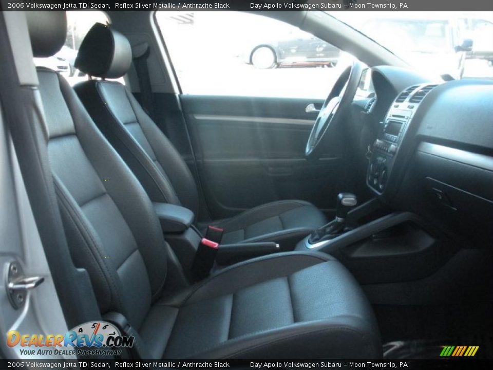 2006 Volkswagen Jetta TDI Sedan Reflex Silver Metallic / Anthracite Black Photo #11