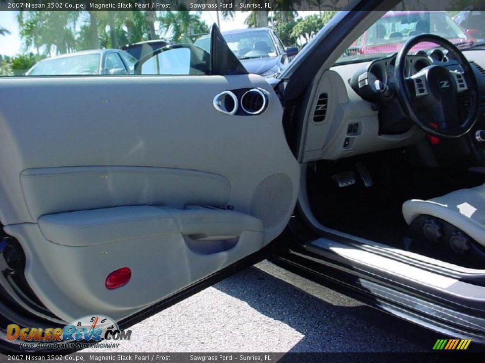 2007 Nissan 350Z Coupe Magnetic Black Pearl / Frost Photo #9
