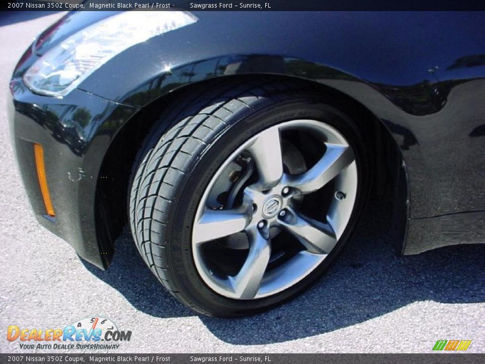 2007 Nissan 350Z Coupe Magnetic Black Pearl / Frost Photo #15