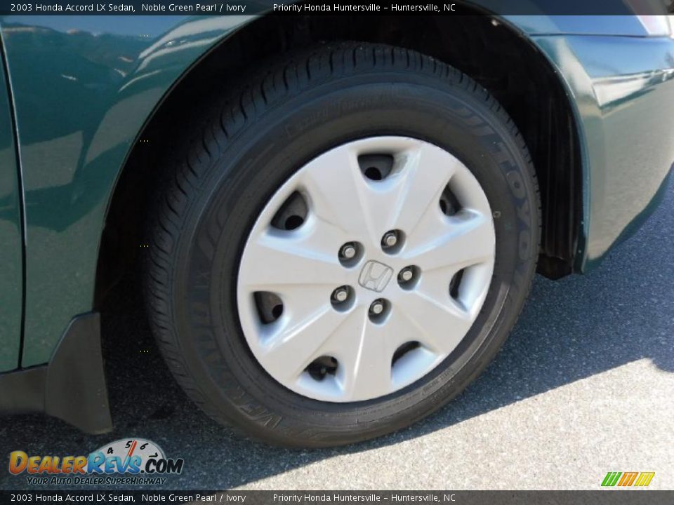 2003 Honda Accord LX Sedan Noble Green Pearl / Ivory Photo #19
