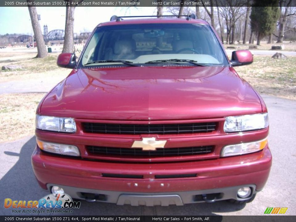 2005 Chevrolet Suburban 1500 Z71 4x4 Sport Red Metallic / Tan/Neutral Photo #4