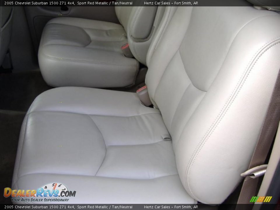 2005 Chevrolet Suburban 1500 Z71 4x4 Sport Red Metallic / Tan/Neutral Photo #14