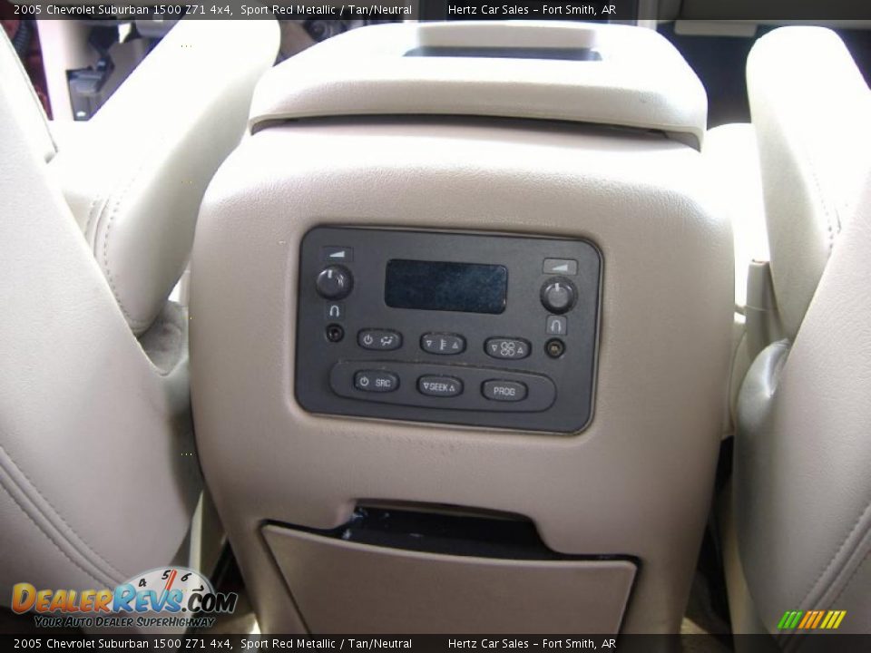 2005 Chevrolet Suburban 1500 Z71 4x4 Sport Red Metallic / Tan/Neutral Photo #19