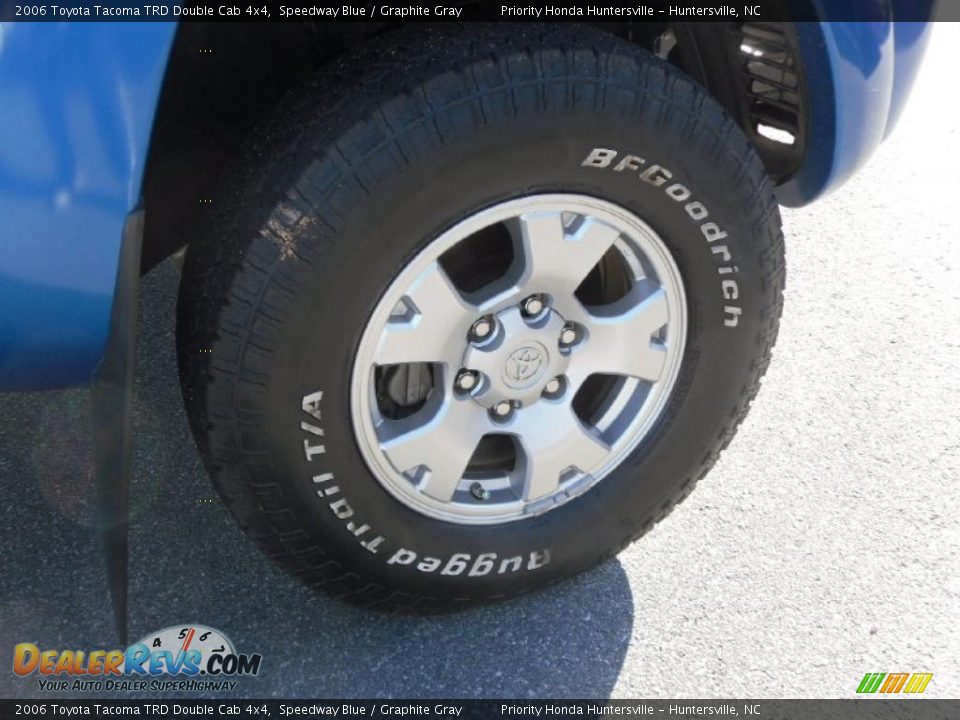 2006 Toyota Tacoma TRD Double Cab 4x4 Speedway Blue / Graphite Gray Photo #17