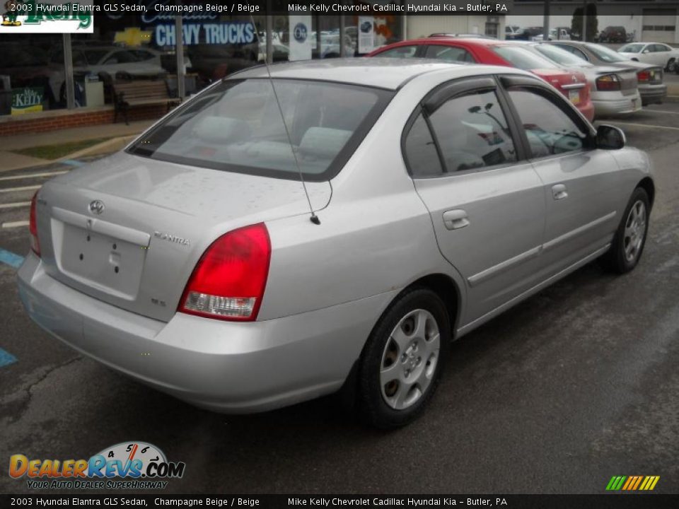 2003 Hyundai Elantra GLS Sedan Champagne Beige / Beige Photo #3