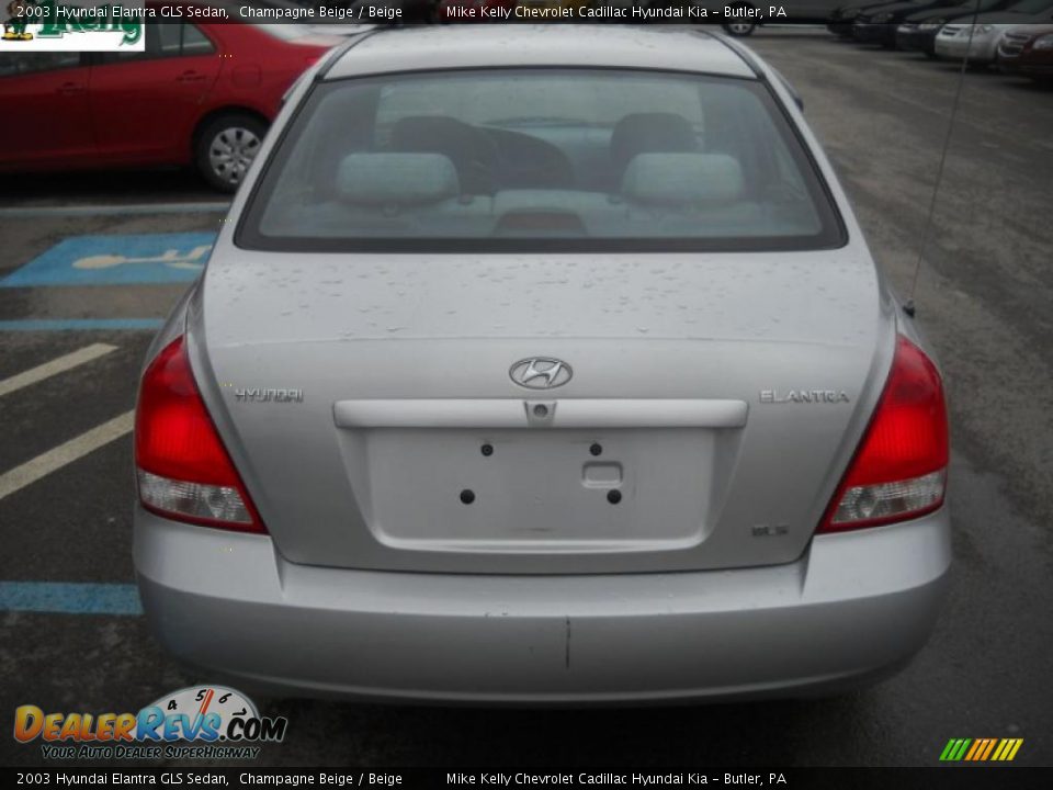 2003 Hyundai Elantra GLS Sedan Champagne Beige / Beige Photo #4