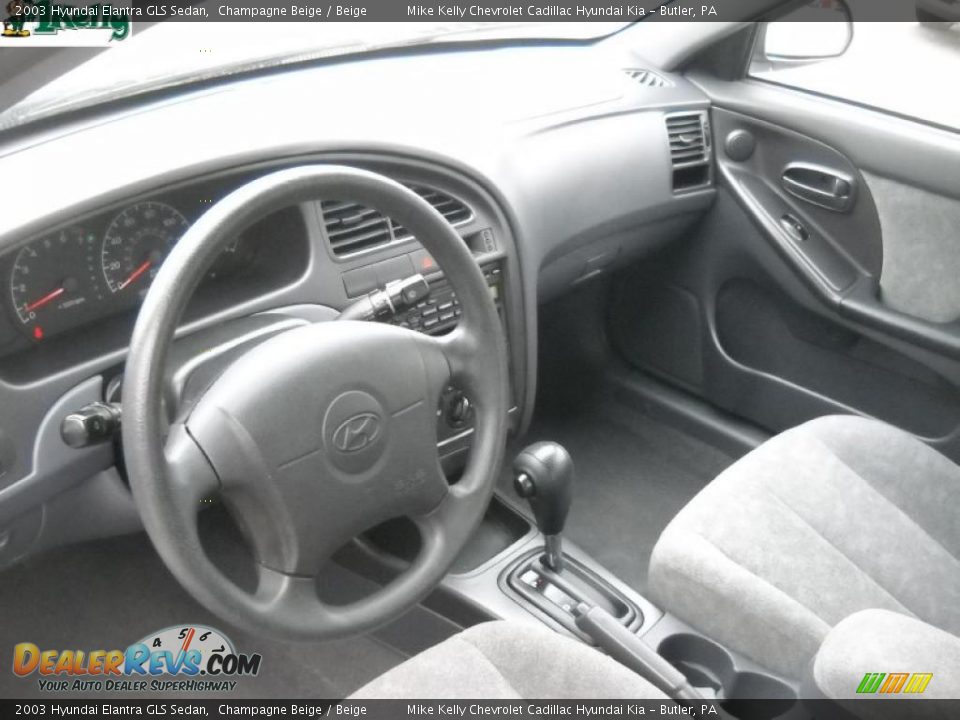 2003 Hyundai Elantra GLS Sedan Champagne Beige / Beige Photo #8