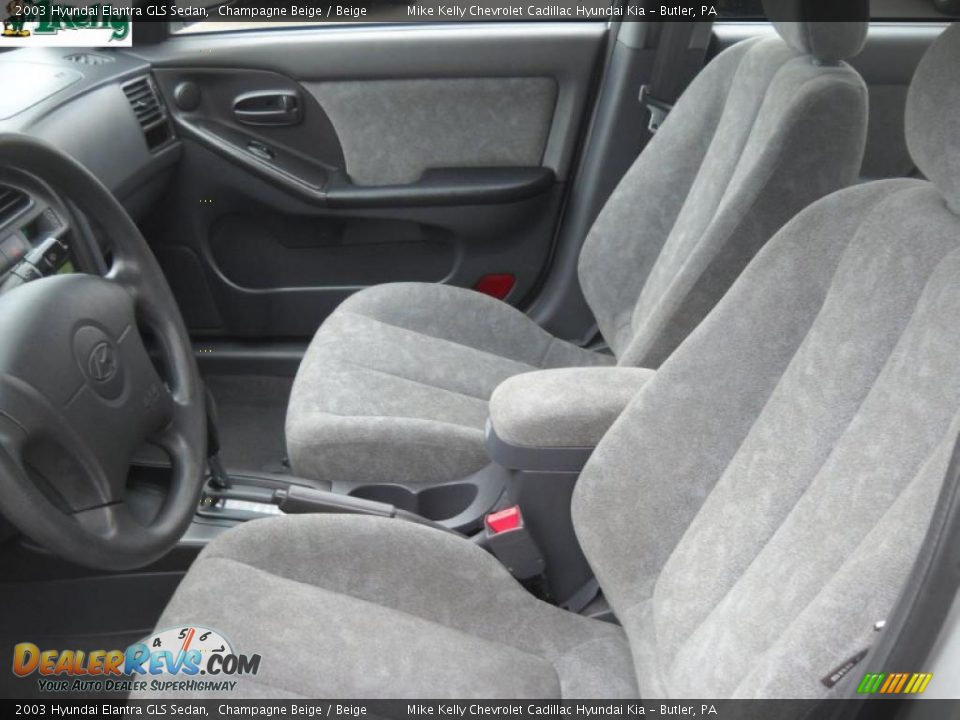 2003 Hyundai Elantra GLS Sedan Champagne Beige / Beige Photo #9