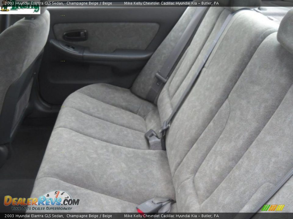 2003 Hyundai Elantra GLS Sedan Champagne Beige / Beige Photo #12