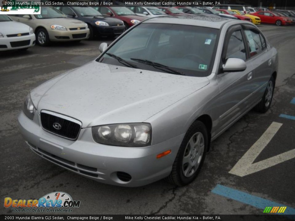 2003 Hyundai Elantra GLS Sedan Champagne Beige / Beige Photo #14