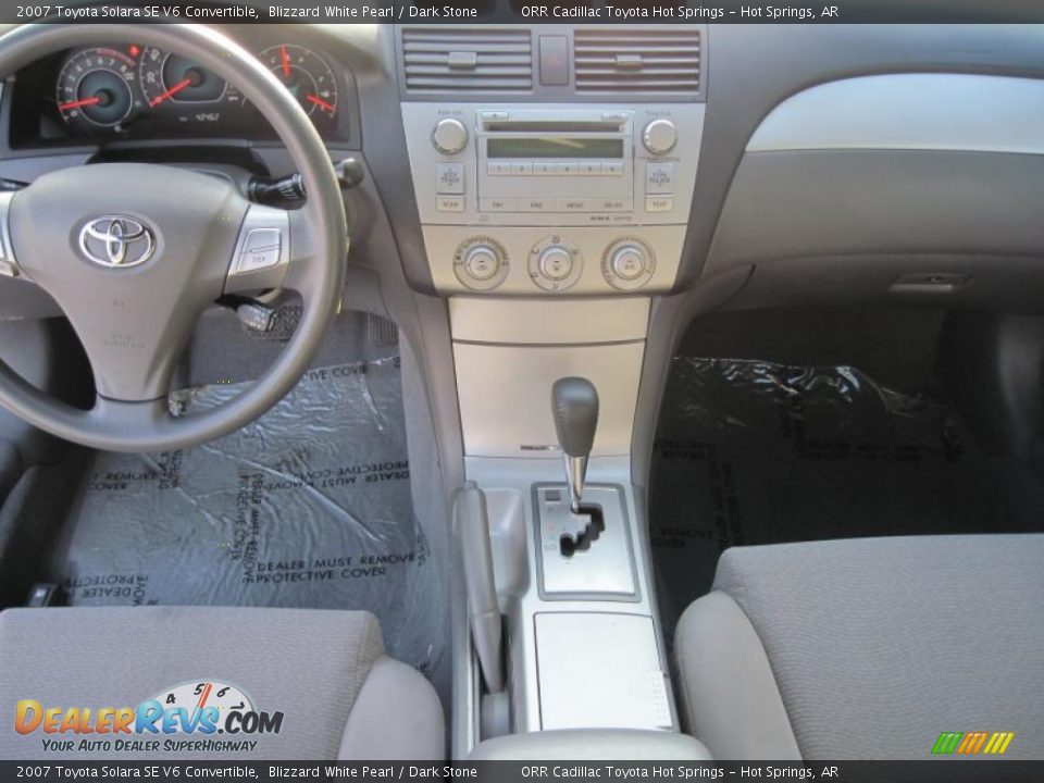 2007 Toyota Solara SE V6 Convertible Blizzard White Pearl / Dark Stone Photo #10