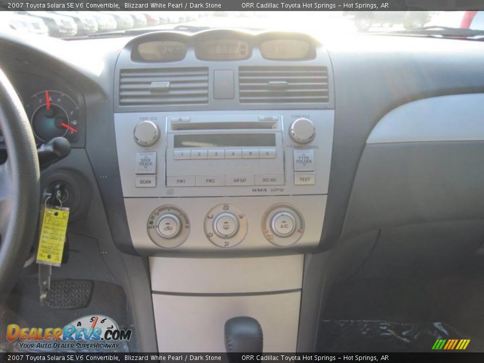 2007 Toyota Solara SE V6 Convertible Blizzard White Pearl / Dark Stone Photo #11