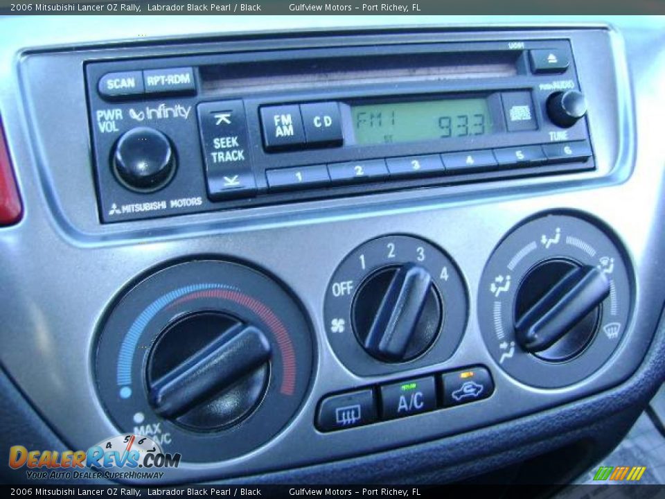 2006 Mitsubishi Lancer OZ Rally Labrador Black Pearl / Black Photo #20