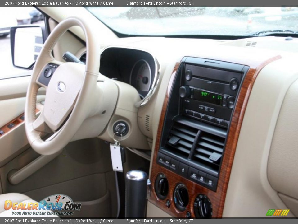 2007 Ford Explorer Eddie Bauer 4x4 Oxford White / Camel Photo #15