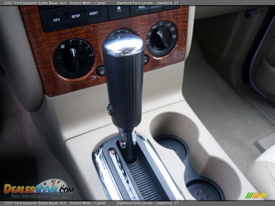 2007 Ford Explorer Eddie Bauer 4x4 Oxford White / Camel Photo #18