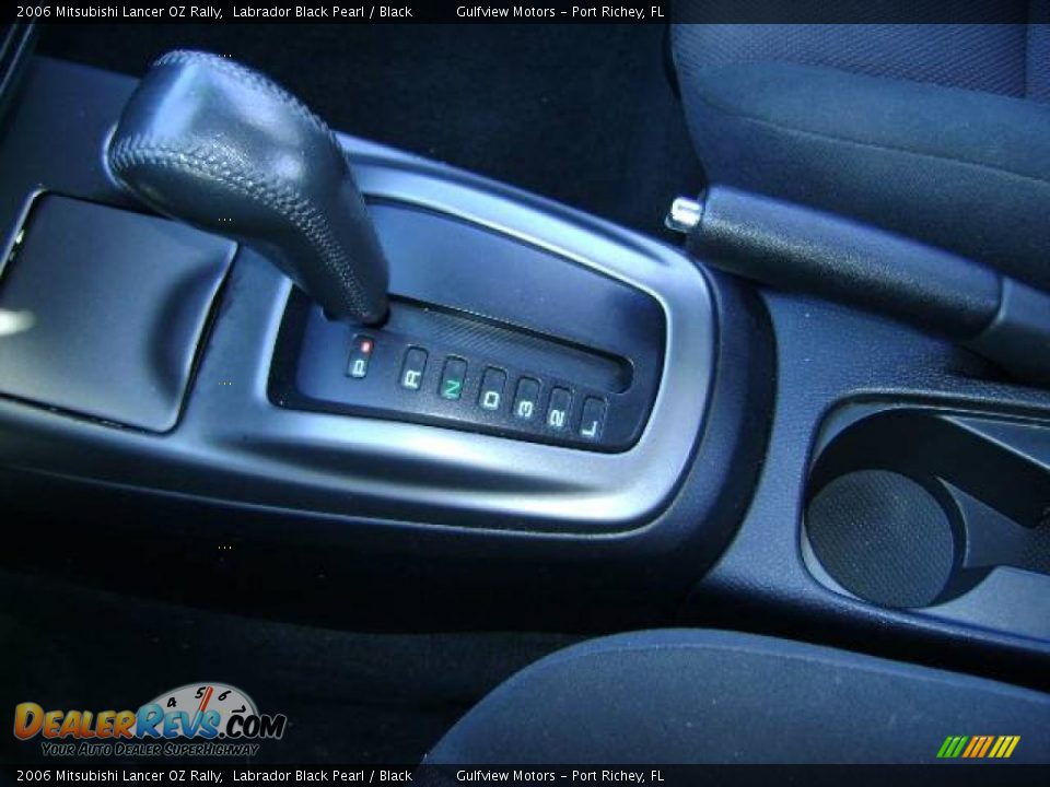 2006 Mitsubishi Lancer OZ Rally Labrador Black Pearl / Black Photo #22