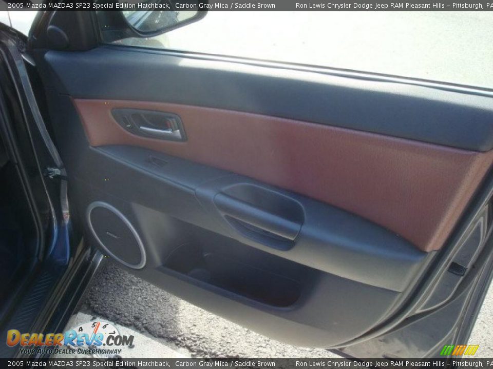 2005 Mazda MAZDA3 SP23 Special Edition Hatchback Carbon Gray Mica / Saddle Brown Photo #15