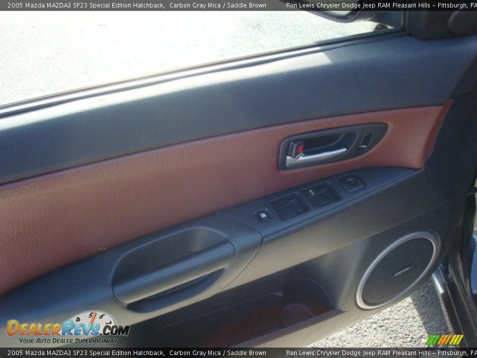 2005 Mazda MAZDA3 SP23 Special Edition Hatchback Carbon Gray Mica / Saddle Brown Photo #21