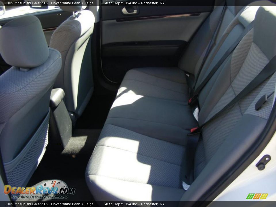 2009 Mitsubishi Galant ES Dover White Pearl / Beige Photo #10