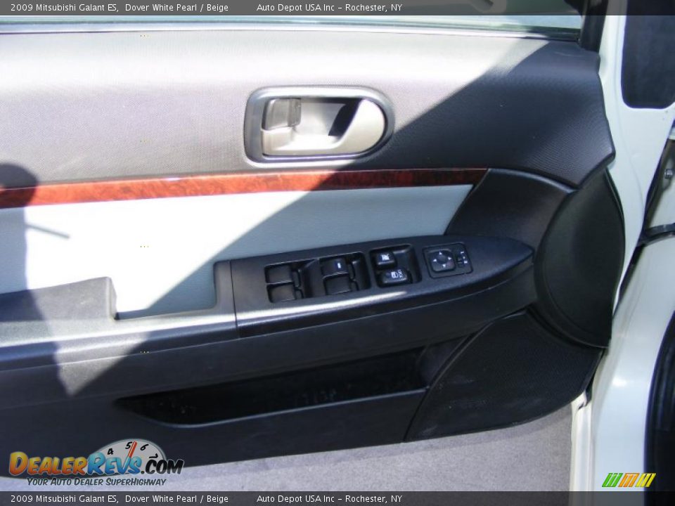 2009 Mitsubishi Galant ES Dover White Pearl / Beige Photo #11