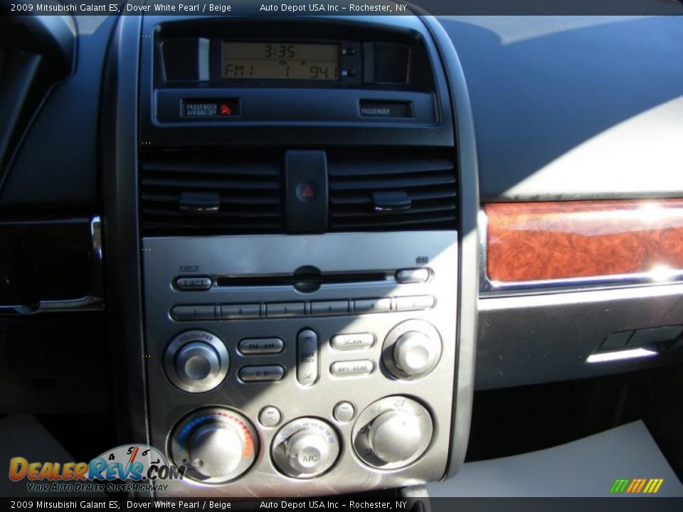 2009 Mitsubishi Galant ES Dover White Pearl / Beige Photo #12