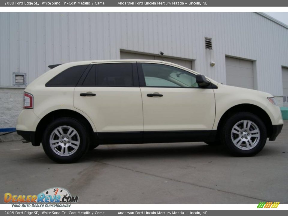 2008 Ford Edge SE White Sand Tri-Coat Metallic / Camel Photo #5