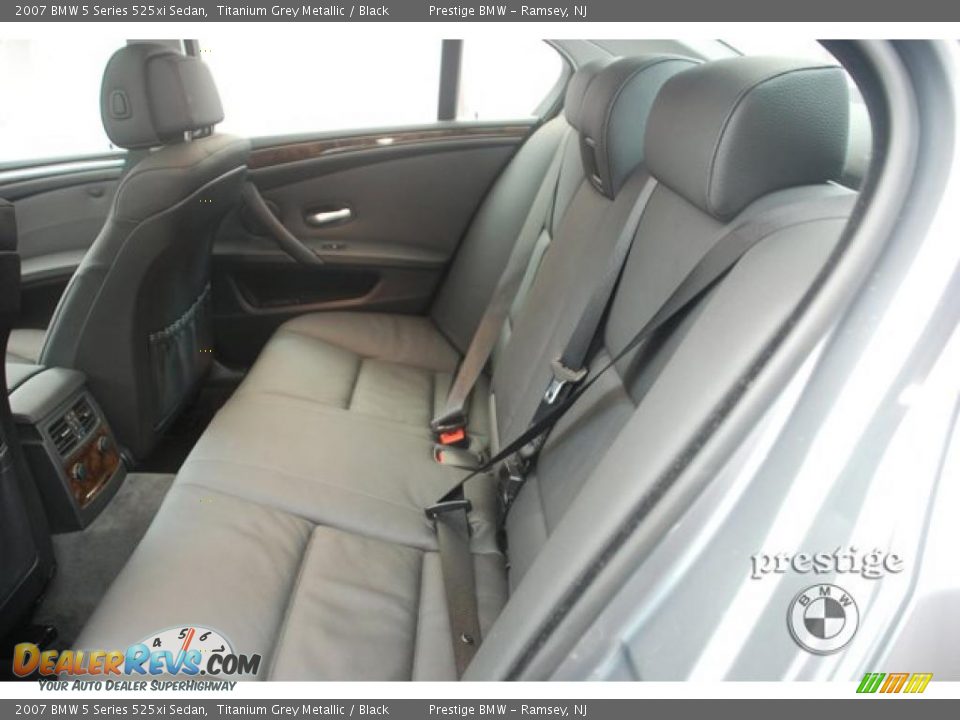 2007 BMW 5 Series 525xi Sedan Titanium Grey Metallic / Black Photo #6